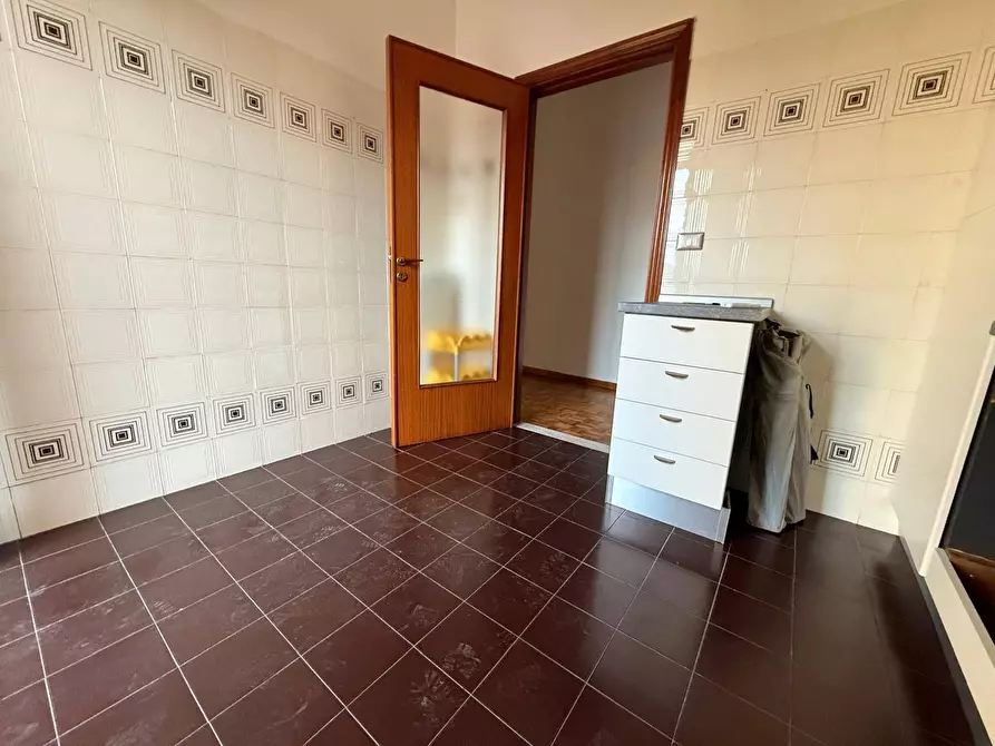 Immagine 19 di Appartamento in affitto  in Via Alois 13 a Caserta