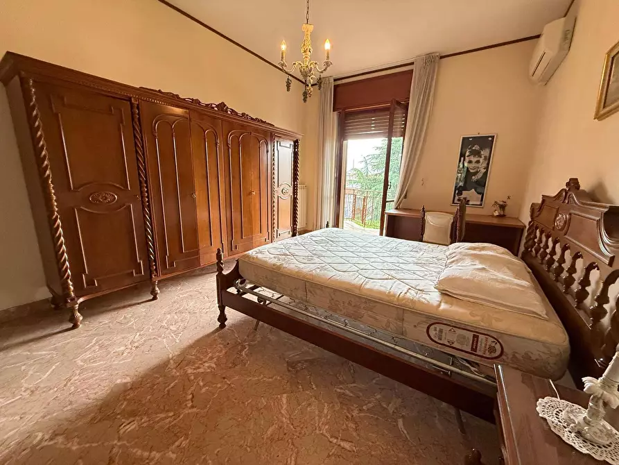 Immagine 2 di Camera in affitto  in Via Acquaviva 181 a Caserta