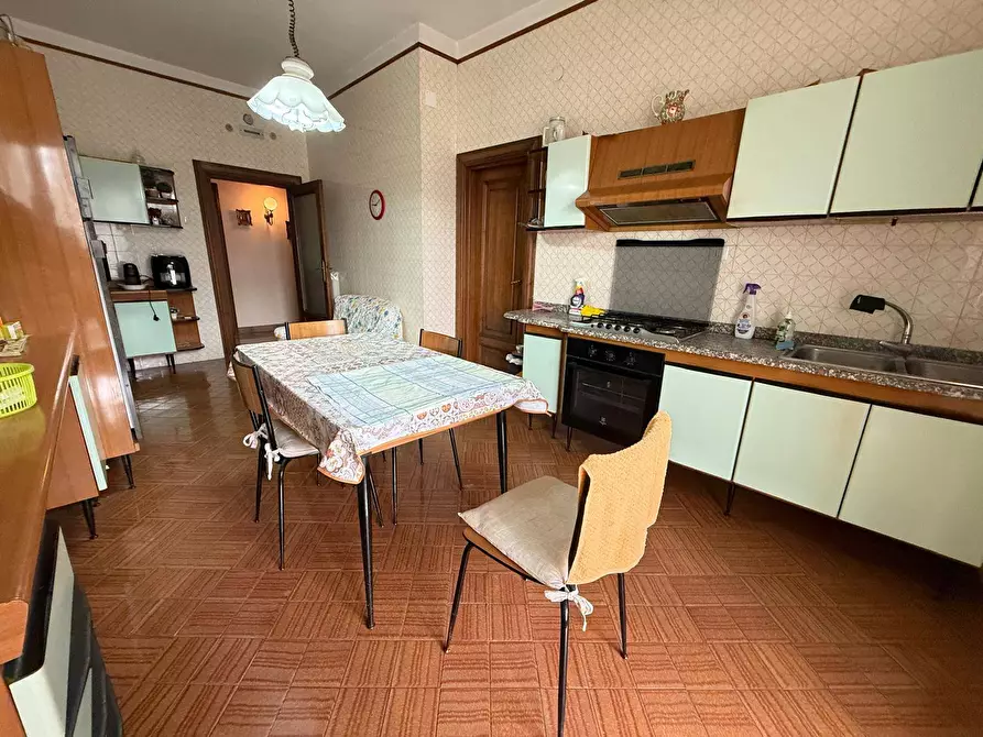 Immagine 15 di Camera in affitto  in Via Acquaviva 181 a Caserta