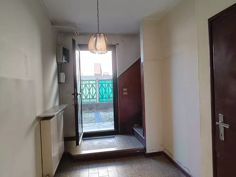 Immagine 21 di Villa in vendita  in Via Generale Giuseppe Perotti 10 a Gallarate