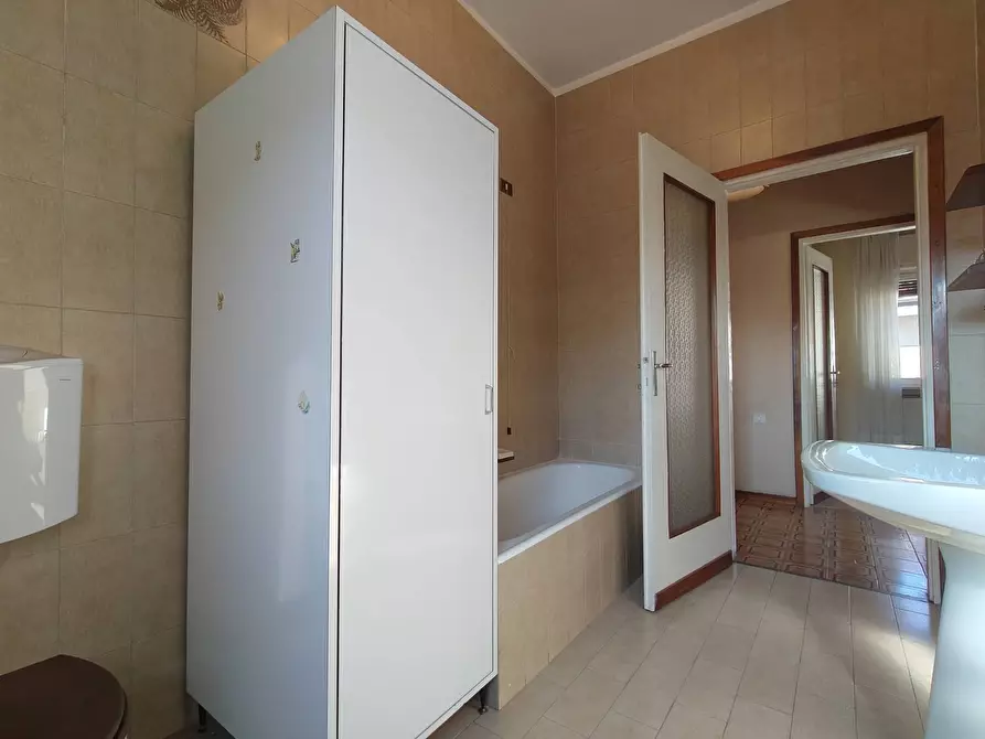 Immagine 13 di Villa in vendita  in Via Generale Giuseppe Perotti 10 a Gallarate