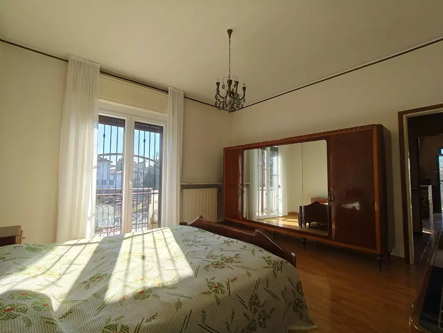 Immagine 9 di Villa in vendita  in Via Generale Giuseppe Perotti 10 a Gallarate