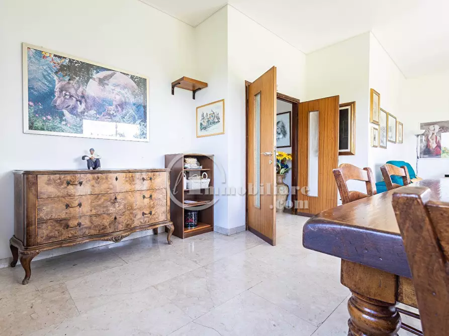 Immagine 5 di Villa in vendita  in via corbetta a Busto Arsizio