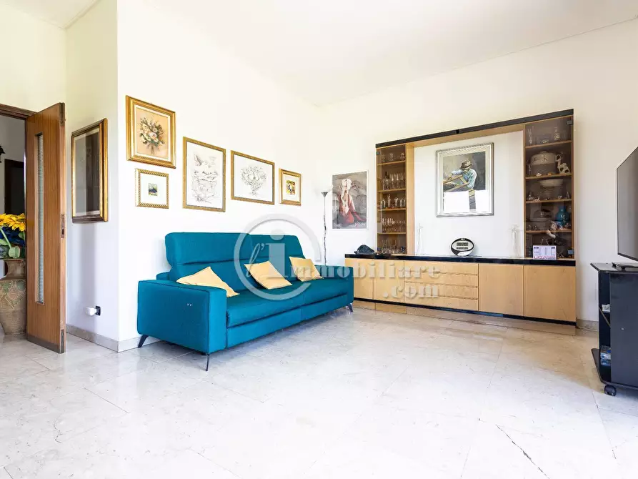 Immagine 6 di Villa in vendita  in via corbetta a Busto Arsizio