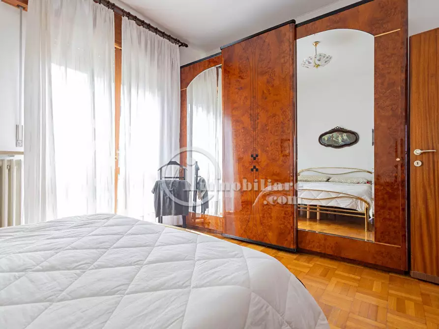 Immagine 12 di Villa in vendita  in via corbetta a Busto Arsizio