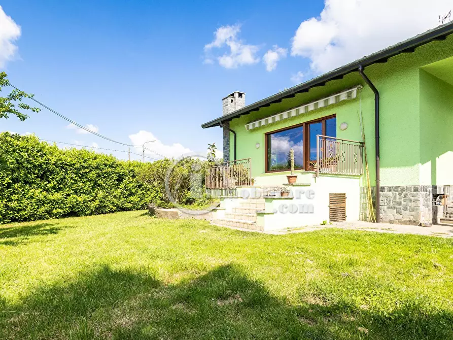 Immagine 19 di Villa in vendita  in via corbetta a Busto Arsizio