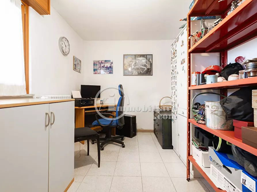 Immagine 38 di Villa in vendita  in via corbetta a Busto Arsizio