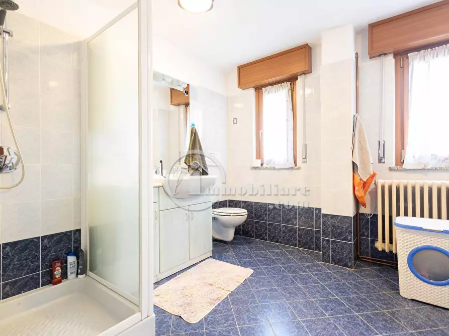 Immagine 39 di Villa in vendita  in via corbetta a Busto Arsizio