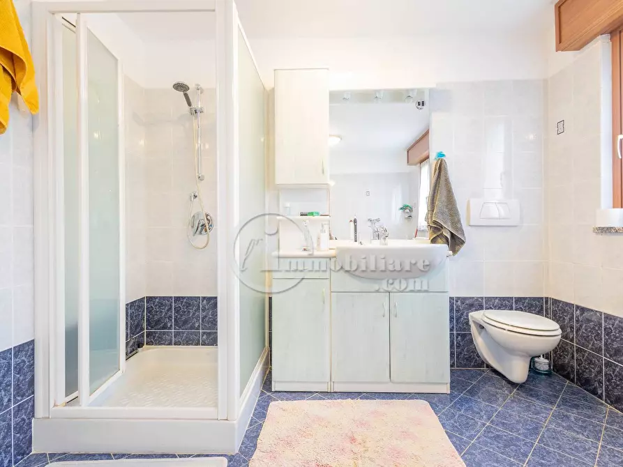 Immagine 41 di Villa in vendita  in via corbetta a Busto Arsizio