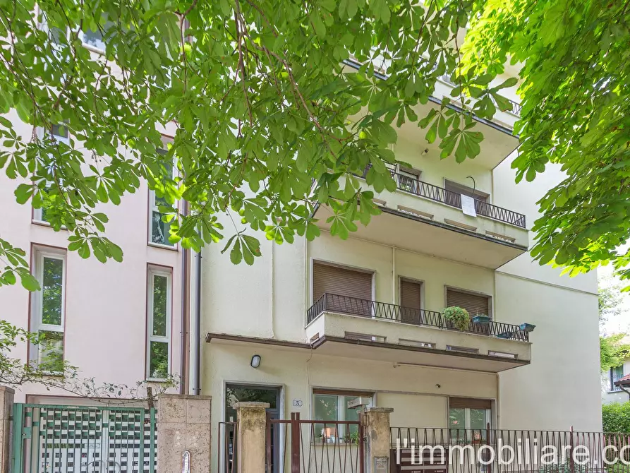 Immagine 14 di Appartamento in vendita  in Via Tolosetto Farinati Degli Uberti 3 a Verona