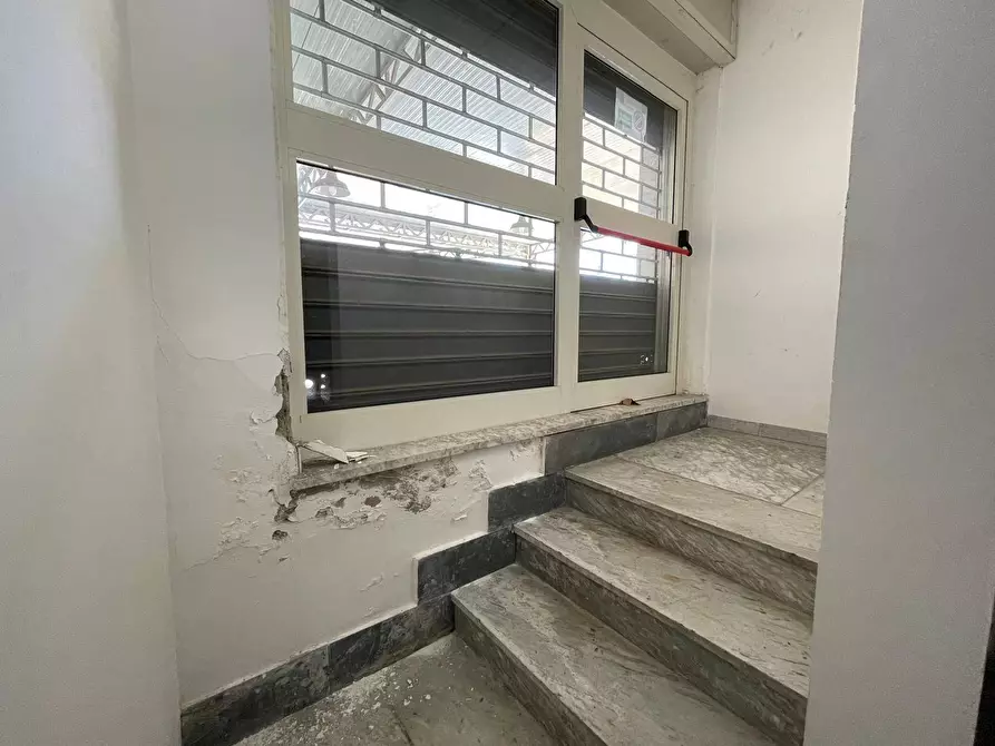 Immagine 27 di Negozio in affitto  in Via Nuova Del Campo 28 a Napoli