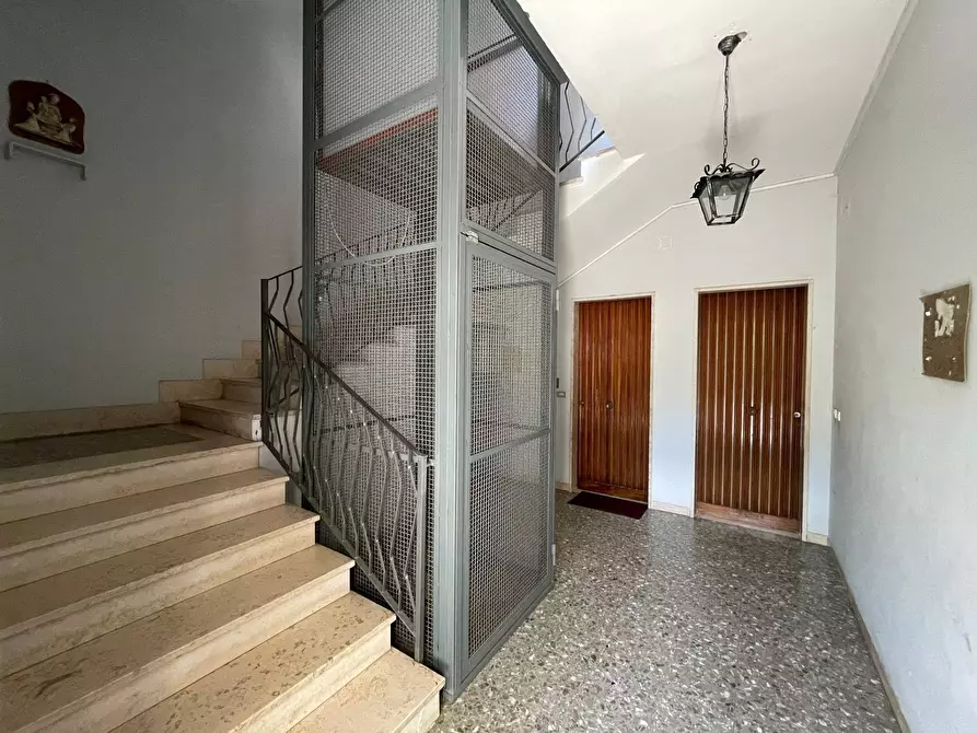 Immagine 31 di Casa indipendente in vendita  in VIA MONDO 61 a Caserta