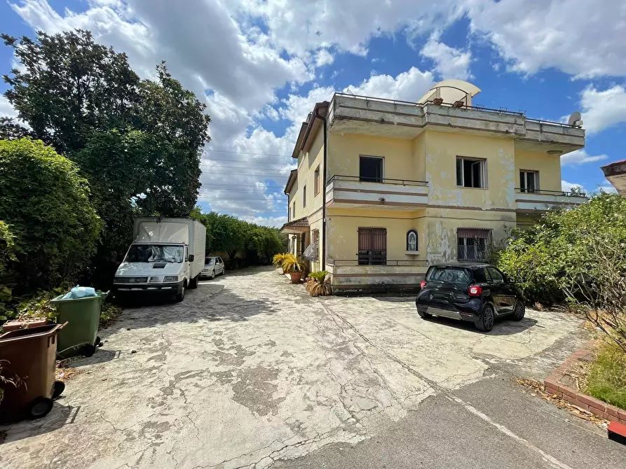Immagine 44 di Casa indipendente in vendita  in VIA MONDO 61 a Caserta