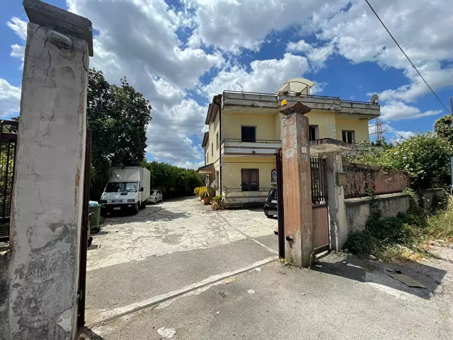Immagine 45 di Casa indipendente in vendita  in VIA MONDO 61 a Caserta