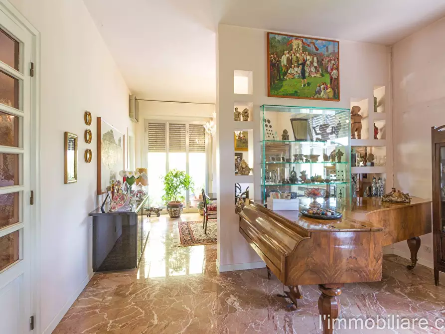 Immagine 3 di Appartamento in vendita  in Viale Colonnello Galliano 19 a Verona