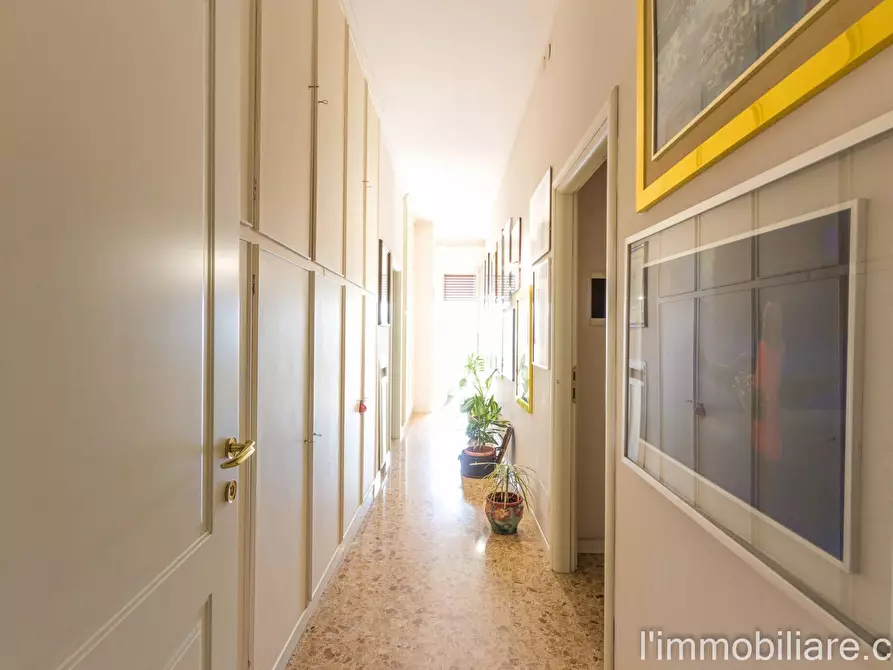 Immagine 11 di Appartamento in vendita  in Viale Colonnello Galliano 19 a Verona