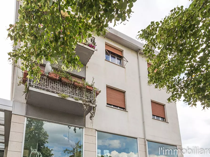 Immagine 22 di Appartamento in vendita  in Viale Colonnello Galliano 19 a Verona