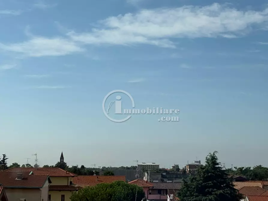 Immagine 7 di Ufficio in affitto  a Busto Arsizio