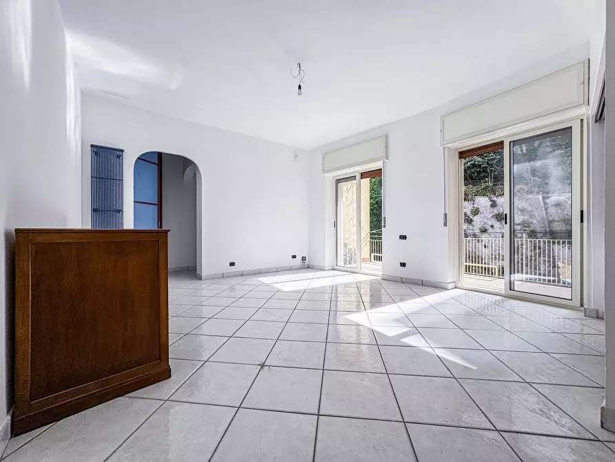 Immagine 8 di Appartamento in vendita  in Via Girolamo Santacroce 31 a Napoli