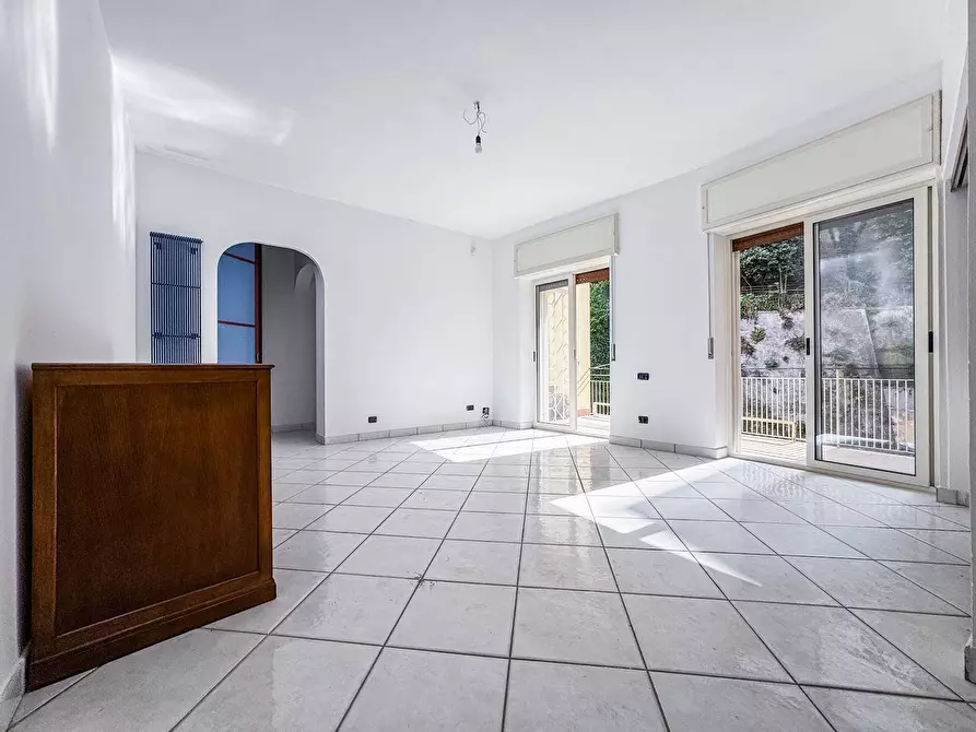 Immagine 1 di Appartamento in vendita  in Via Girolamo Santacroce 31 a Napoli