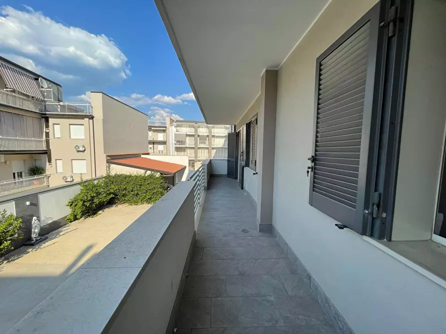 Immagine 9 di Ufficio in affitto  in Via Nazionale Appia 177 a Capodrise