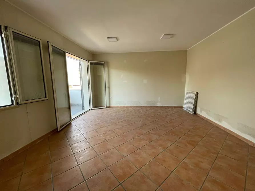 Immagine 19 di Ufficio in affitto  in Via Nazionale Appia 177 a Capodrise