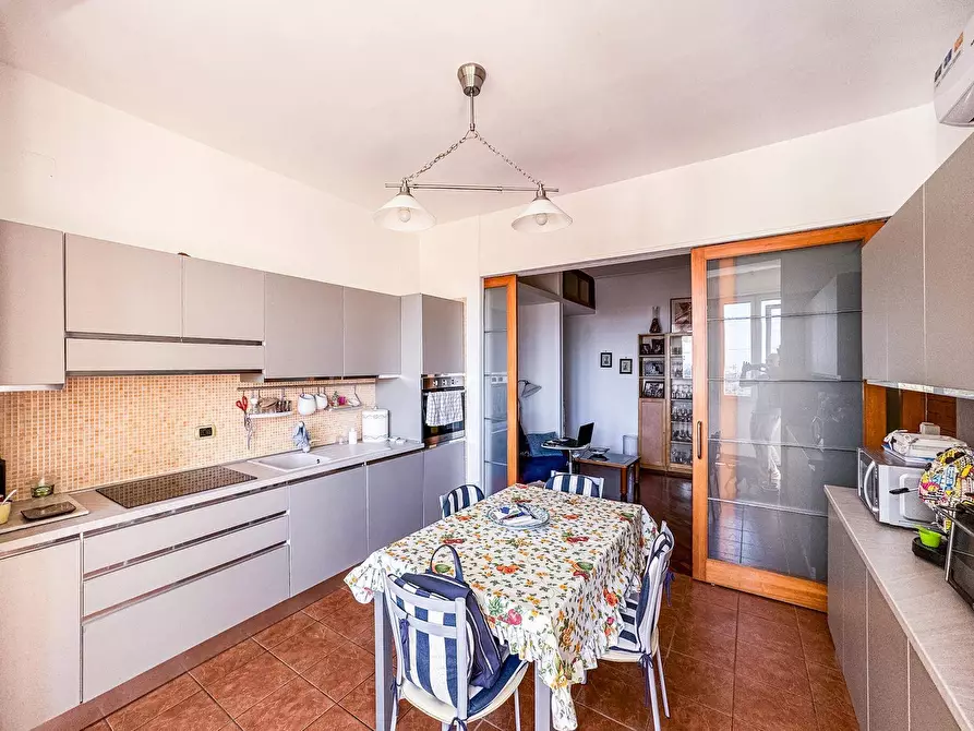 Immagine 7 di Appartamento in vendita  in Via Pigna 96 a Napoli