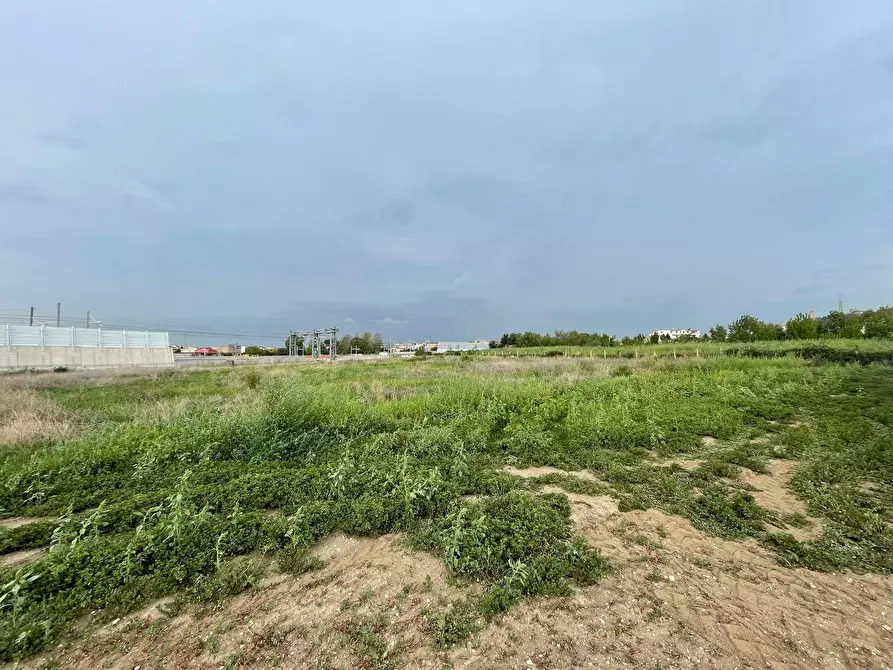 Immagine 7 di Terreno agricolo in vendita  in Via Lima a Maddaloni