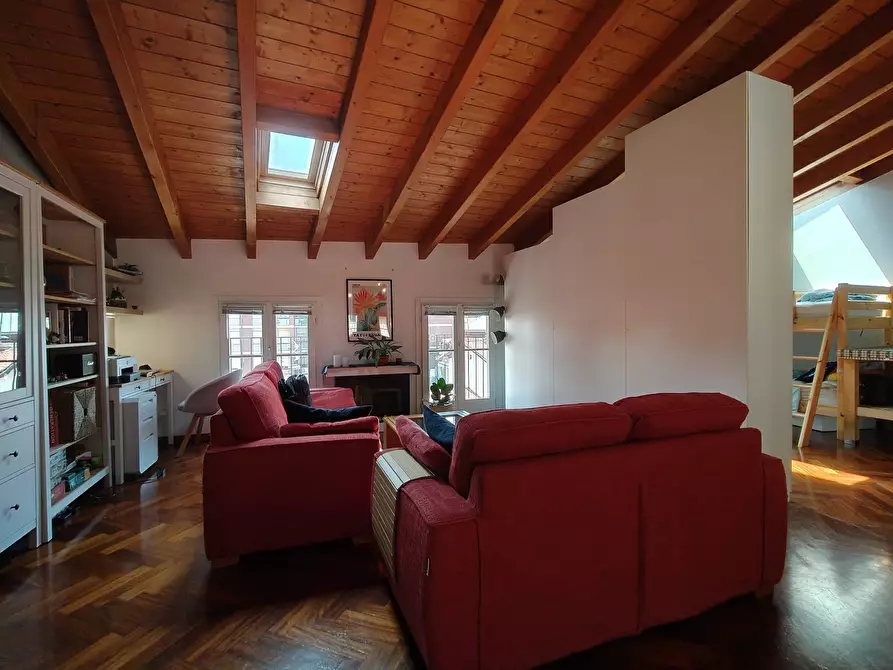 Immagine 6 di Appartamento in vendita  in Largo Camussi 8 a Gallarate