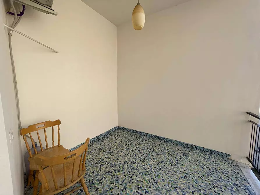 Immagine 40 di Appartamento in vendita  in via Cesare Battisti a Caserta