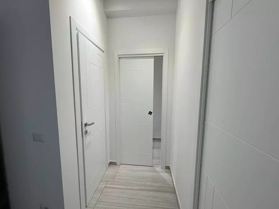 Immagine 41 di Appartamento in vendita  in via Cesare Battisti a Caserta