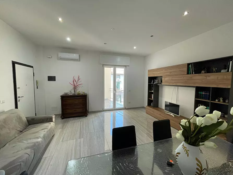 Immagine 3 di Appartamento in vendita  in via Cesare Battisti a Caserta