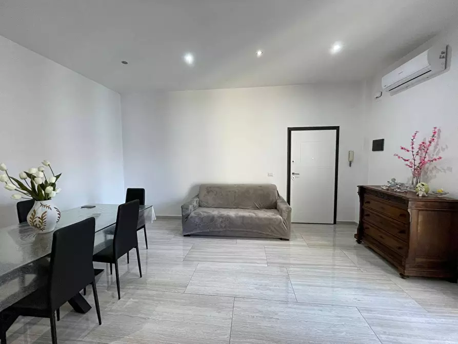 Immagine 8 di Appartamento in vendita  in via Cesare Battisti a Caserta