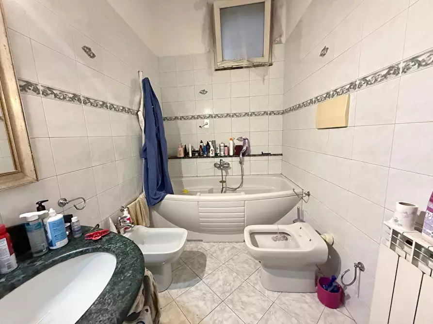 Immagine 16 di Appartamento in vendita  in Via San Carlo 107 a Caserta