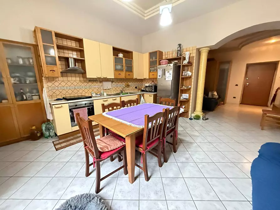 Immagine 2 di Appartamento in vendita  in Via San Carlo 107 a Caserta