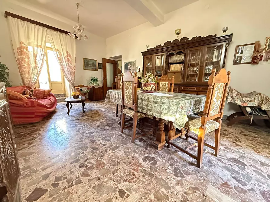 Immagine 3 di Appartamento in vendita  in Via San Biagio 2 a Caserta