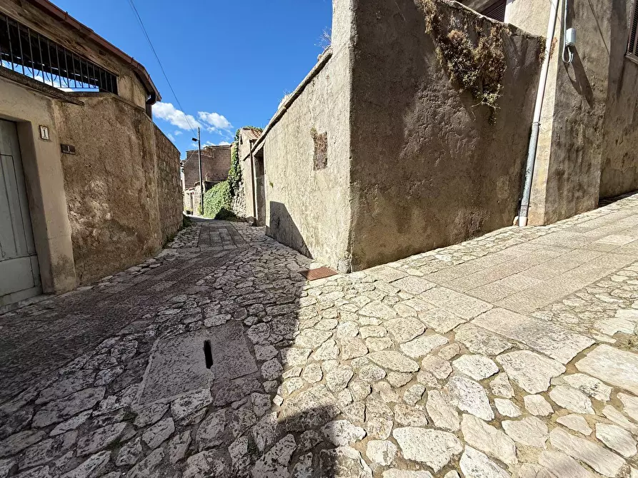 Immagine 13 di Appartamento in vendita  in Via San Biagio 2 a Caserta