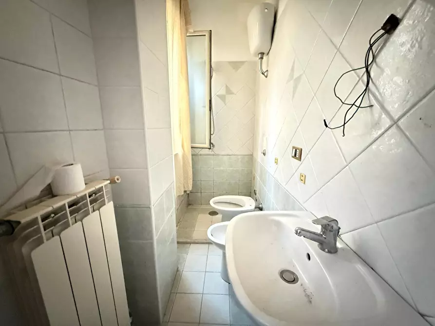 Immagine 20 di Appartamento in affitto  in Via dei Giardini 33/18 a Caserta