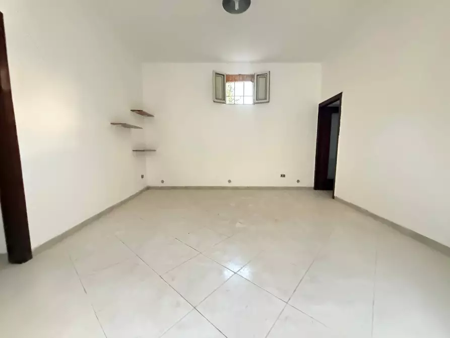 Immagine 3 di Appartamento in affitto  in Via dei Giardini 33/18 a Caserta