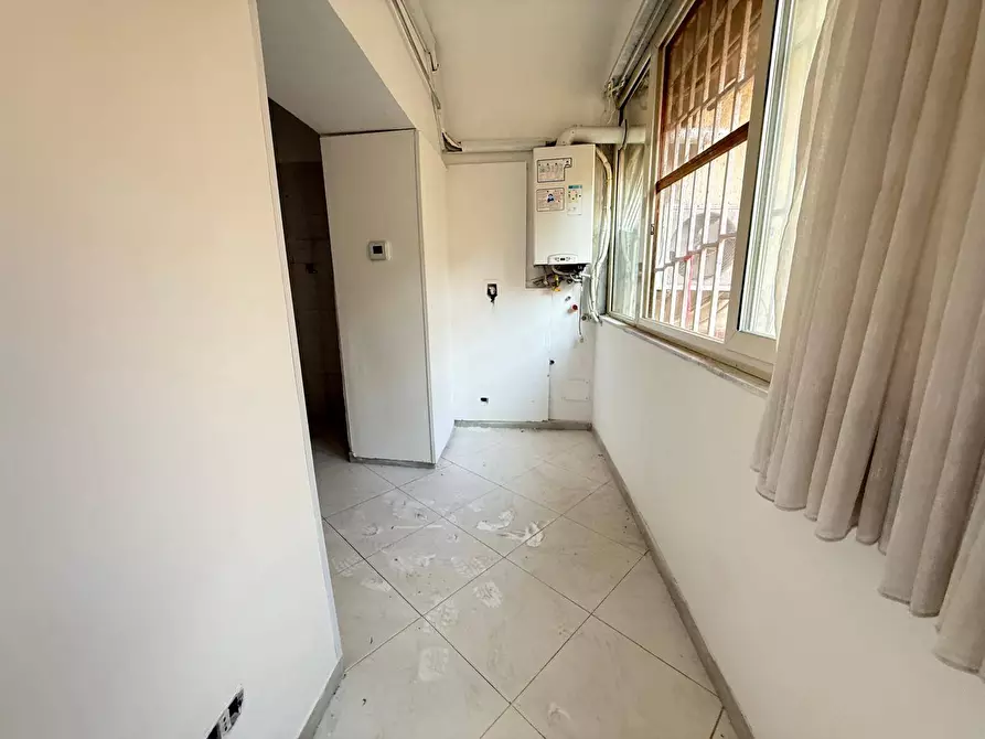 Immagine 21 di Appartamento in affitto  in Via dei Giardini 33/18 a Caserta