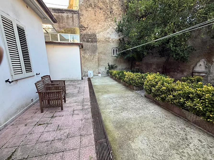 Immagine 21 di Appartamento in affitto  in Via Giardini Reali 33/18 a Caserta