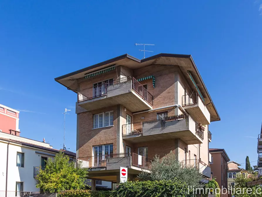 Immagine 1 di Camera in affitto  in Via Sabotino 10 a Verona
