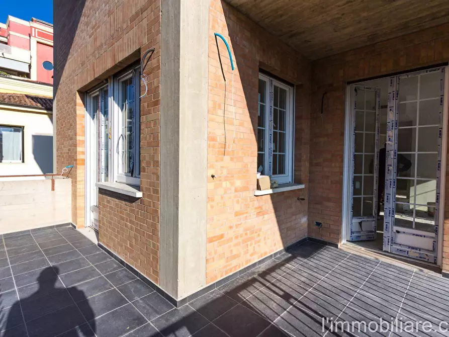 Immagine 11 di Camera in affitto  in Via Sabotino 10 a Verona