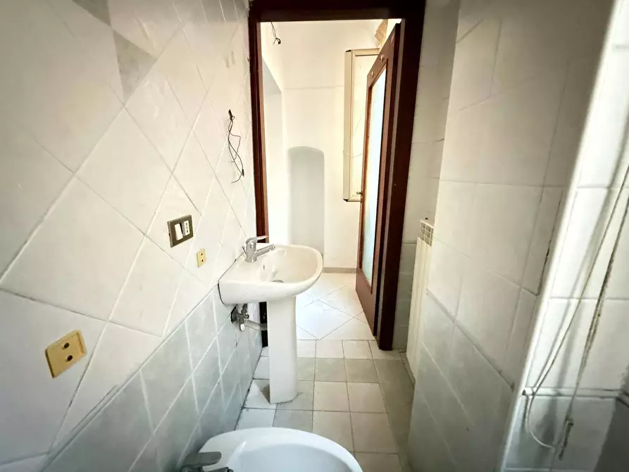 Immagine 22 di Appartamento in vendita  in via dei giardini 33/18 a Caserta