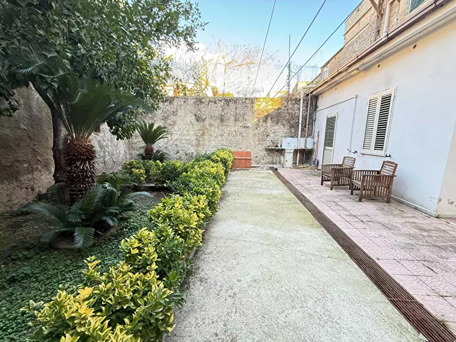 Immagine 2 di Appartamento in vendita  in via dei giardini 33/18 a Caserta