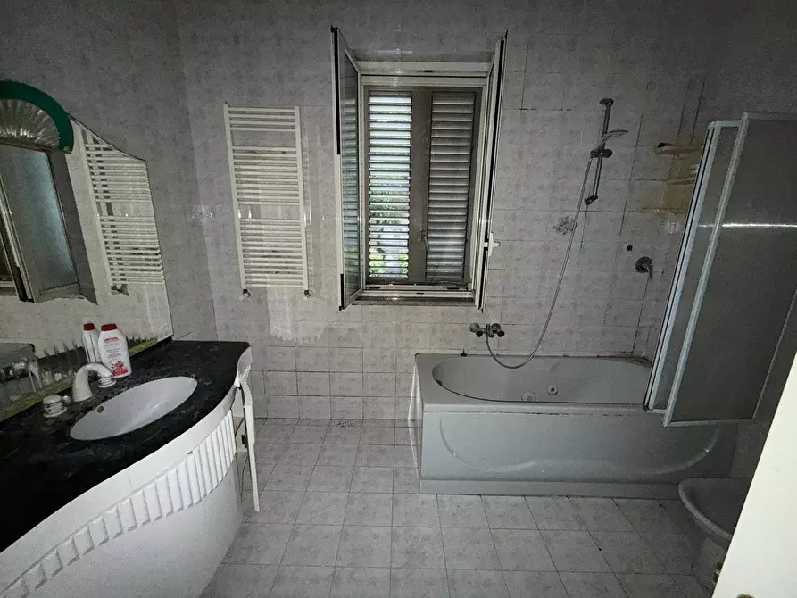 Immagine 28 di Appartamento in vendita  in via dei giardini 33/18 a Caserta