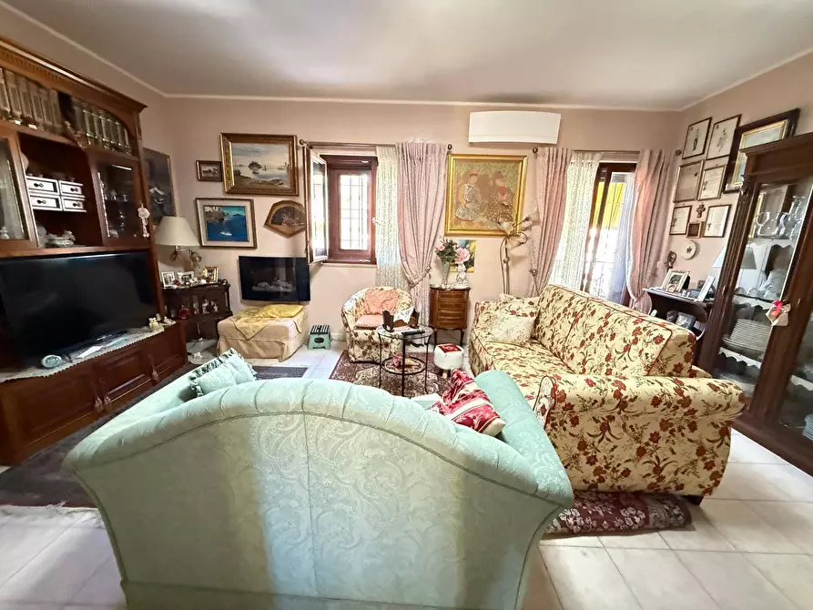 Immagine 5 di Appartamento in vendita  in Via Pasquale Tenga 74 a Caserta