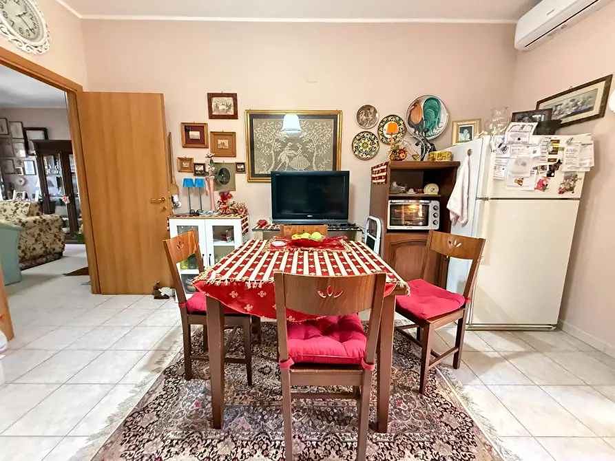 Immagine 14 di Appartamento in vendita  in Via Pasquale Tenga 74 a Caserta