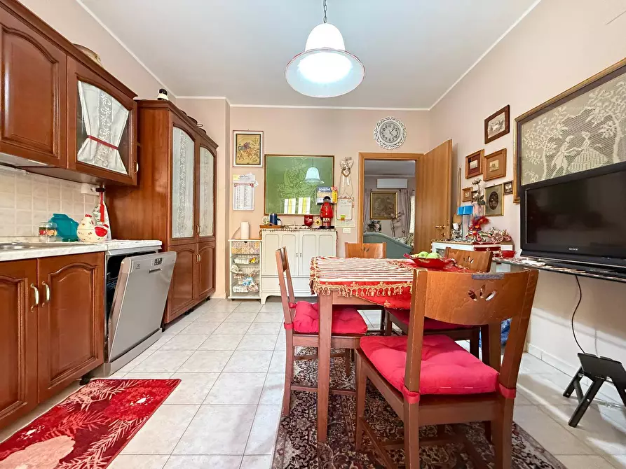 Immagine 12 di Appartamento in vendita  in Via Pasquale Tenga 74 a Caserta