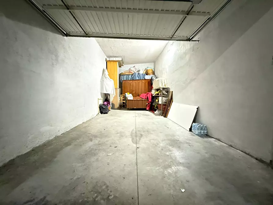 Immagine 42 di Appartamento in vendita  in Via Pasquale Tenga 74 a Caserta